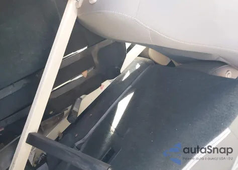 2014 Ford Escape Se z USA, uszkodzony, nr VIN 1FMCU0GXXEUB40220